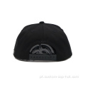 Chapéu snapback de malha com fechamento de plástico